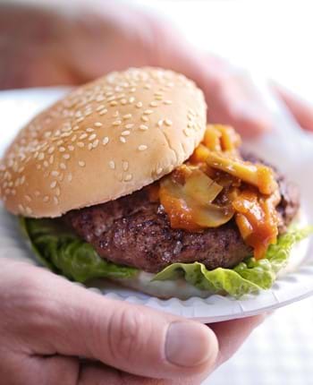Beefburgers with Chunky Barbecue Relish