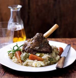 Slow Cooked Lamb Shanks with Pearl Barley (Slow Cooker Version)
